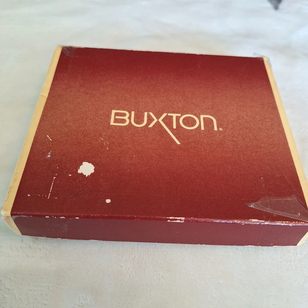 Buxton vtg men